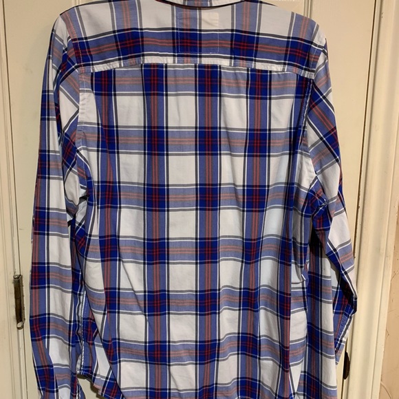 HOLLISTER button down - Picture 2 of 3